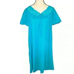 Vintage XL Silk Essence by Miss Elaine Nightgown Blue Lace Rosette Knee Length